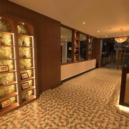 Hotel The Dibrugarh Address Exterior foto