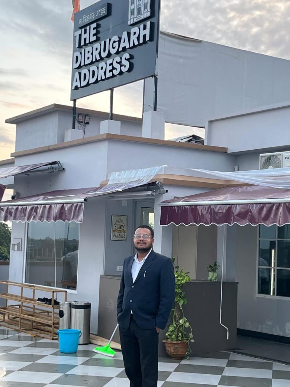 Hotel The Dibrugarh Address Exterior foto