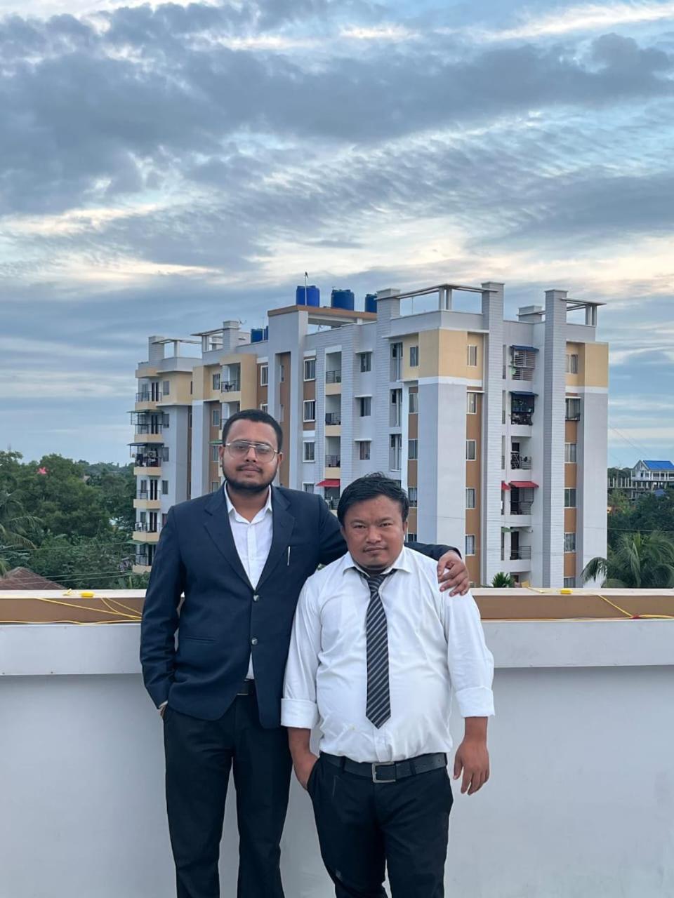 Hotel The Dibrugarh Address Exterior foto